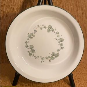 Callaway, Correlle Pie Serving Plate by Corning